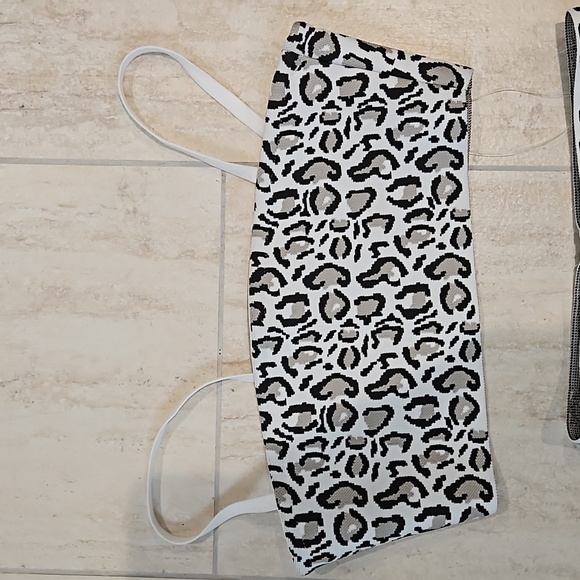 2 piece top and skirt - Picture 2 of 5